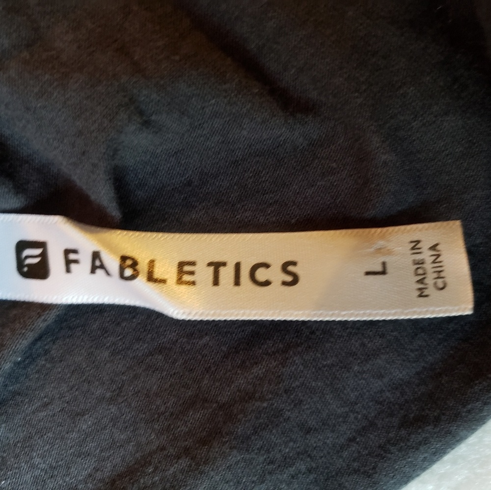Fabletics top-large - Picture 2 of 5